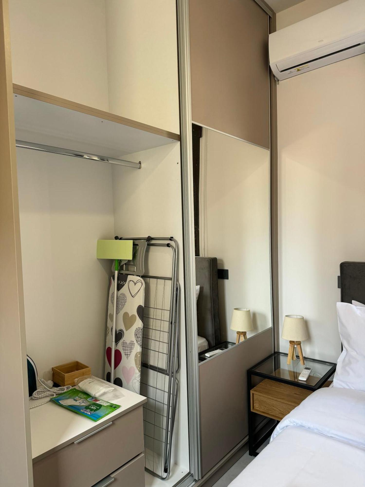 Spacious Apartment Near Monastiraki By Kozy Koala Atenas Exterior foto