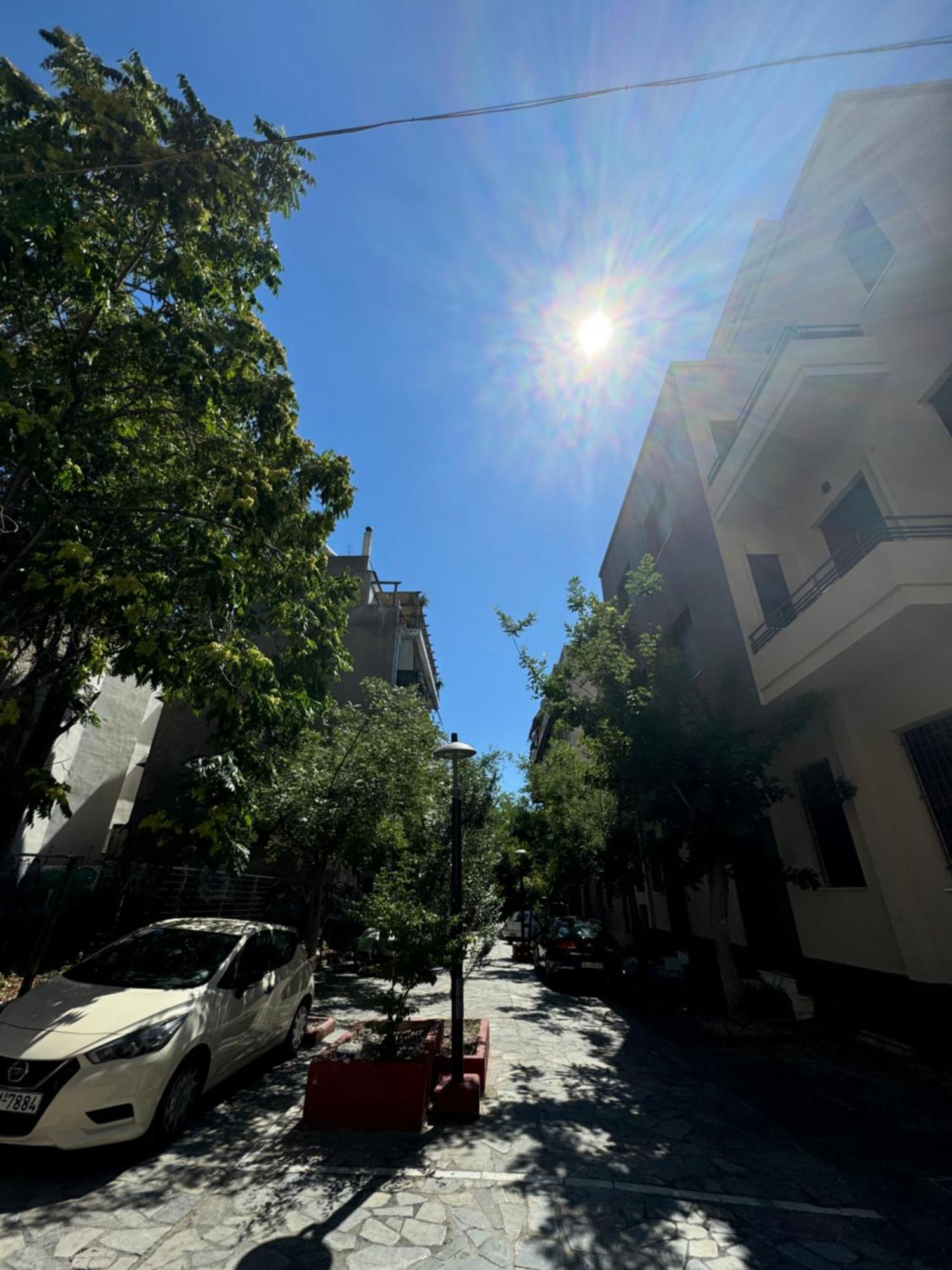 Spacious Apartment Near Monastiraki By Kozy Koala Atenas Exterior foto
